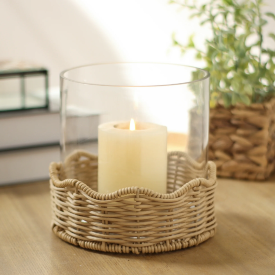 Scalloped Woven Glass Hurricane Holder/Vase