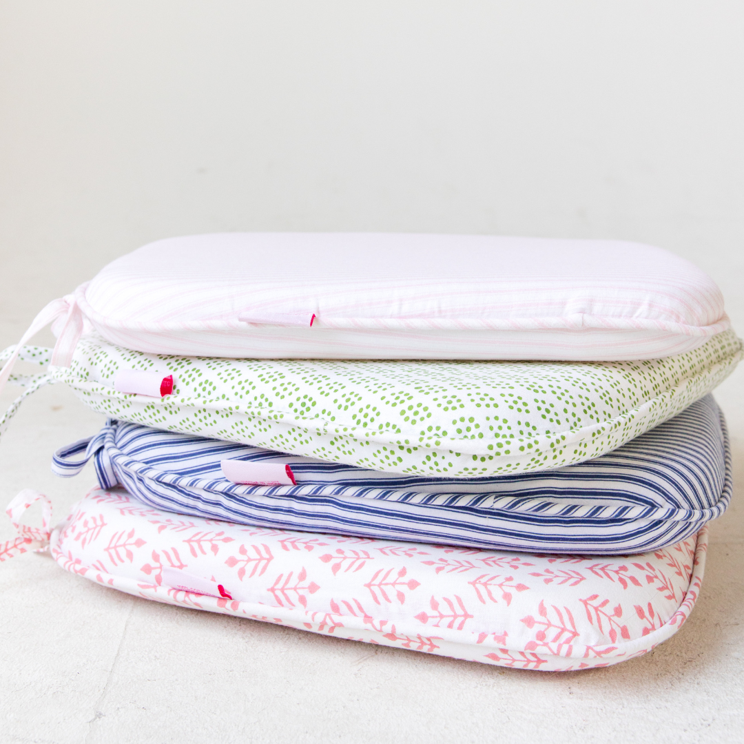 Tie Back Seat Cushion: Sprig in Pink