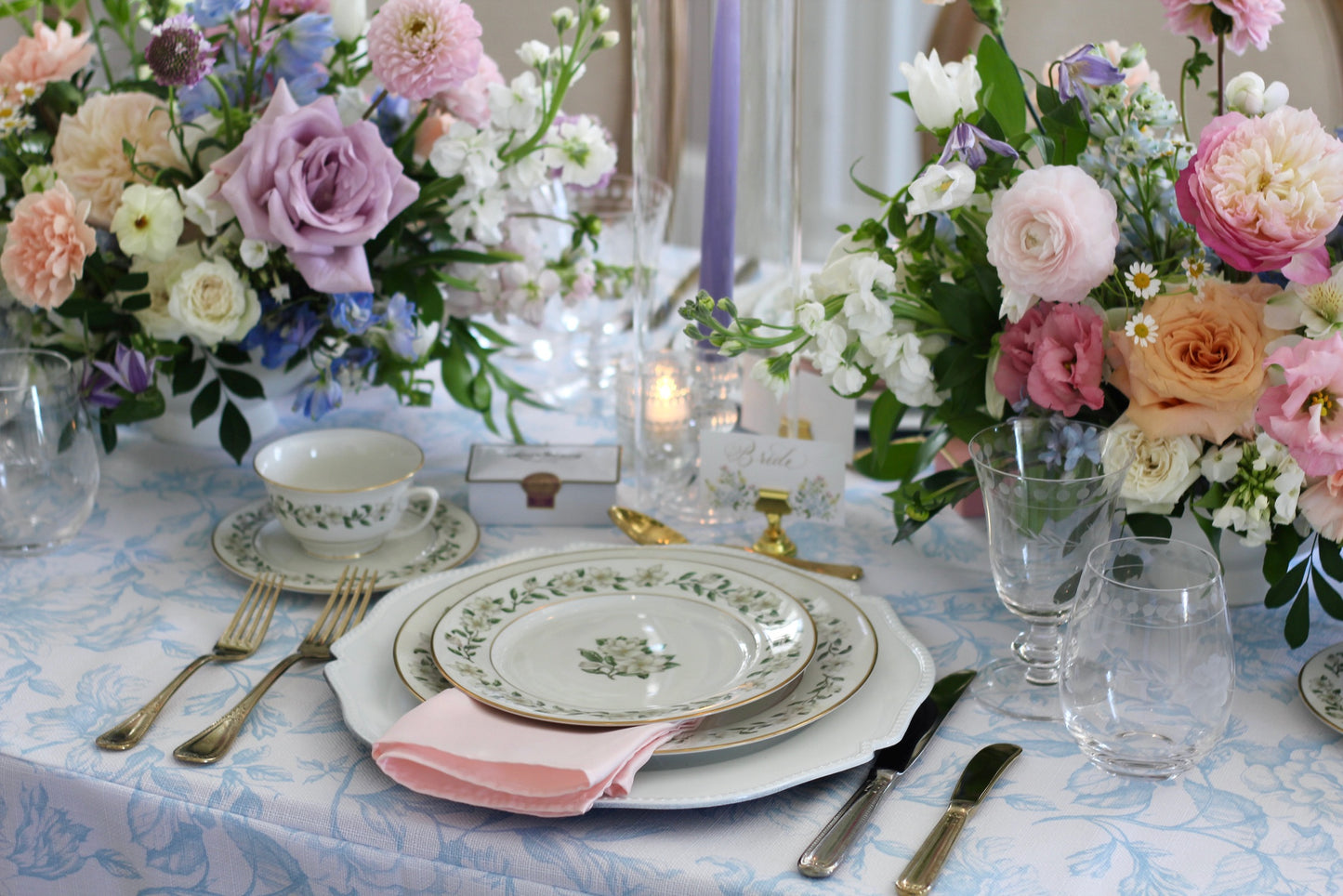Light Blue Floral Bloom Tablecloth