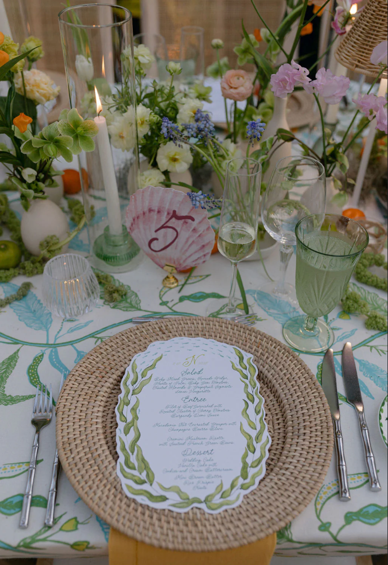 Maison Venu Tuileries Rectangle Tablecloth in Garden