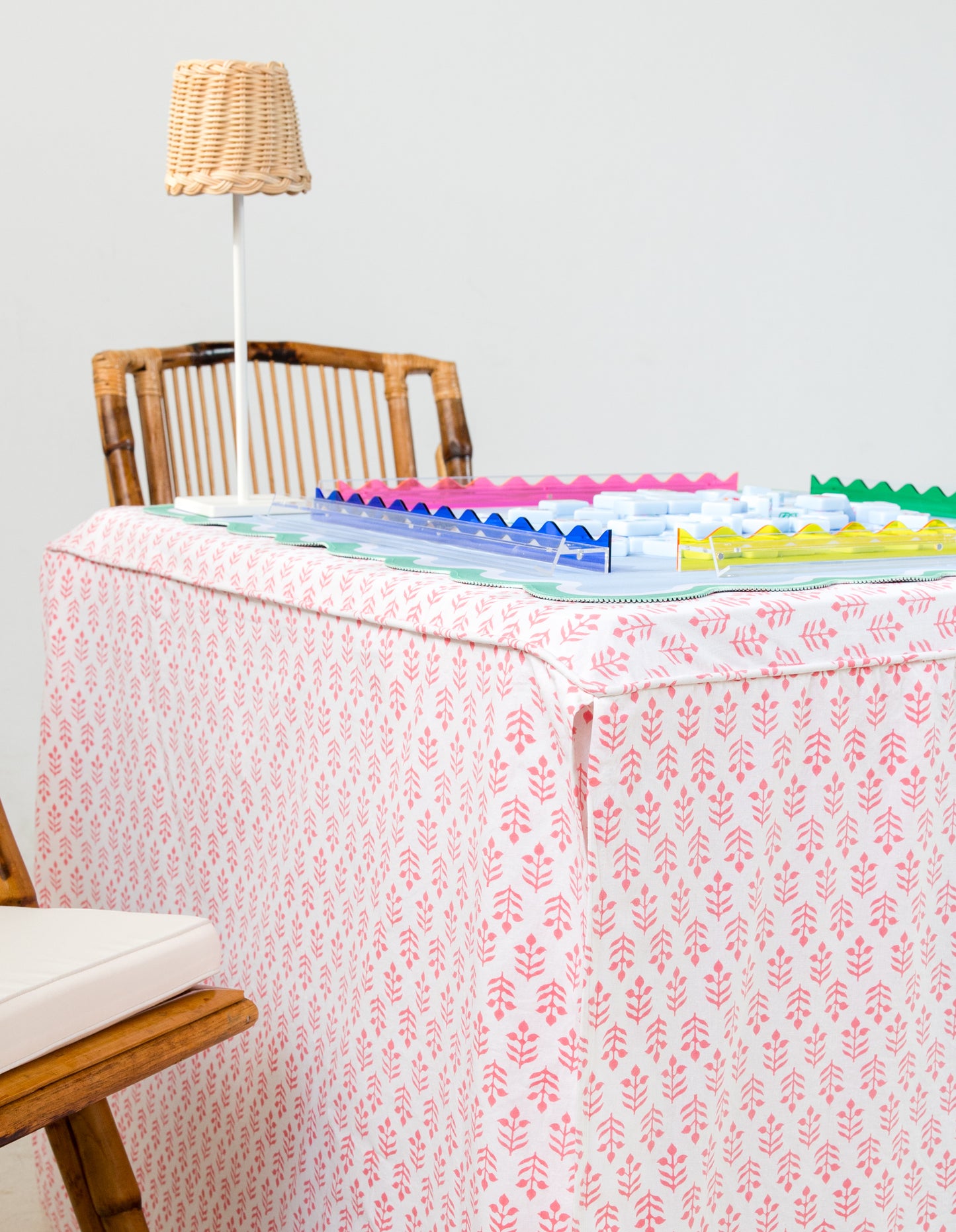 Full Length Fitted Card Tablecloth: Sprig in Pink
