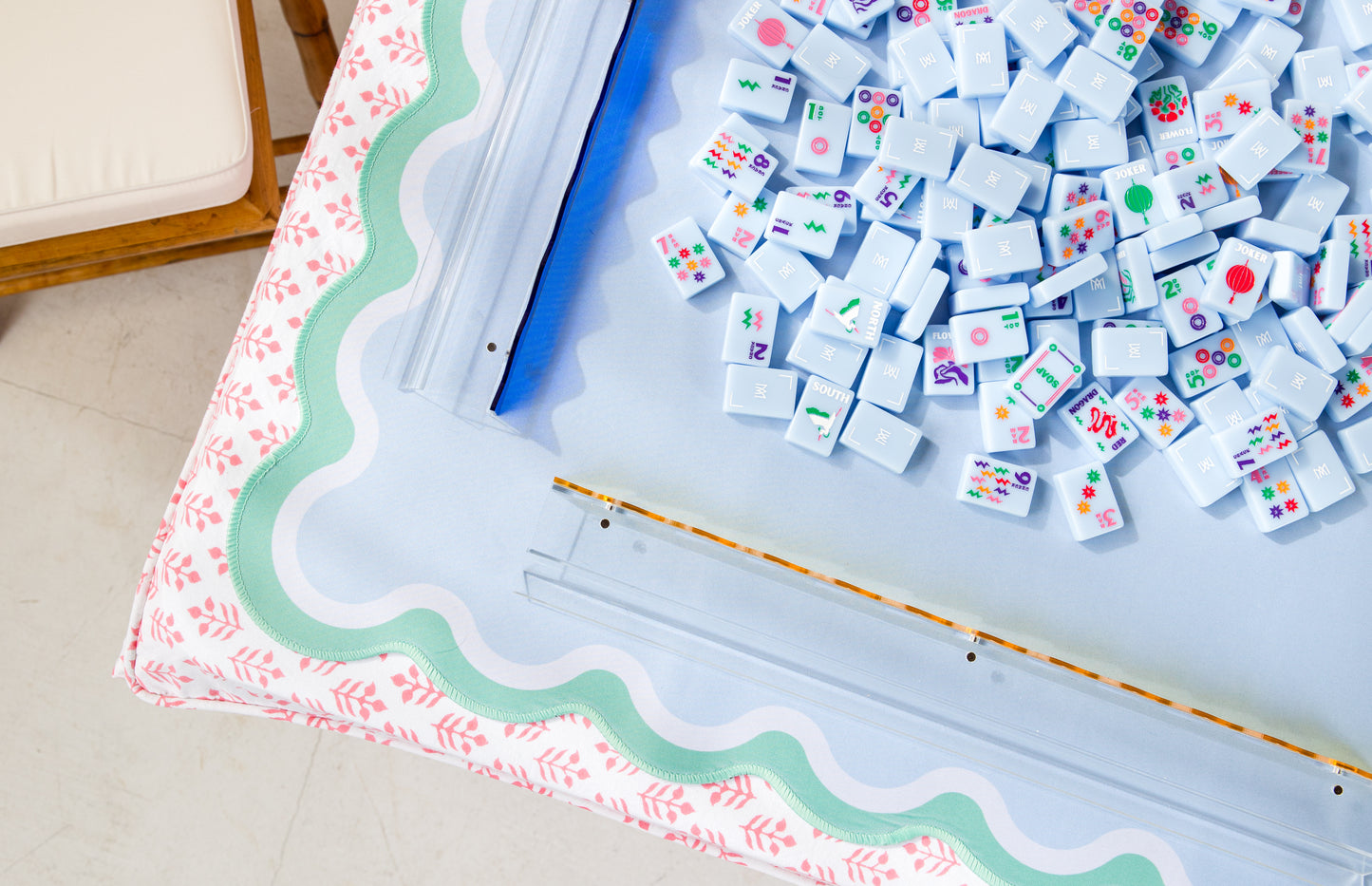 Full Length Fitted Card Tablecloth: Sprig in Pink