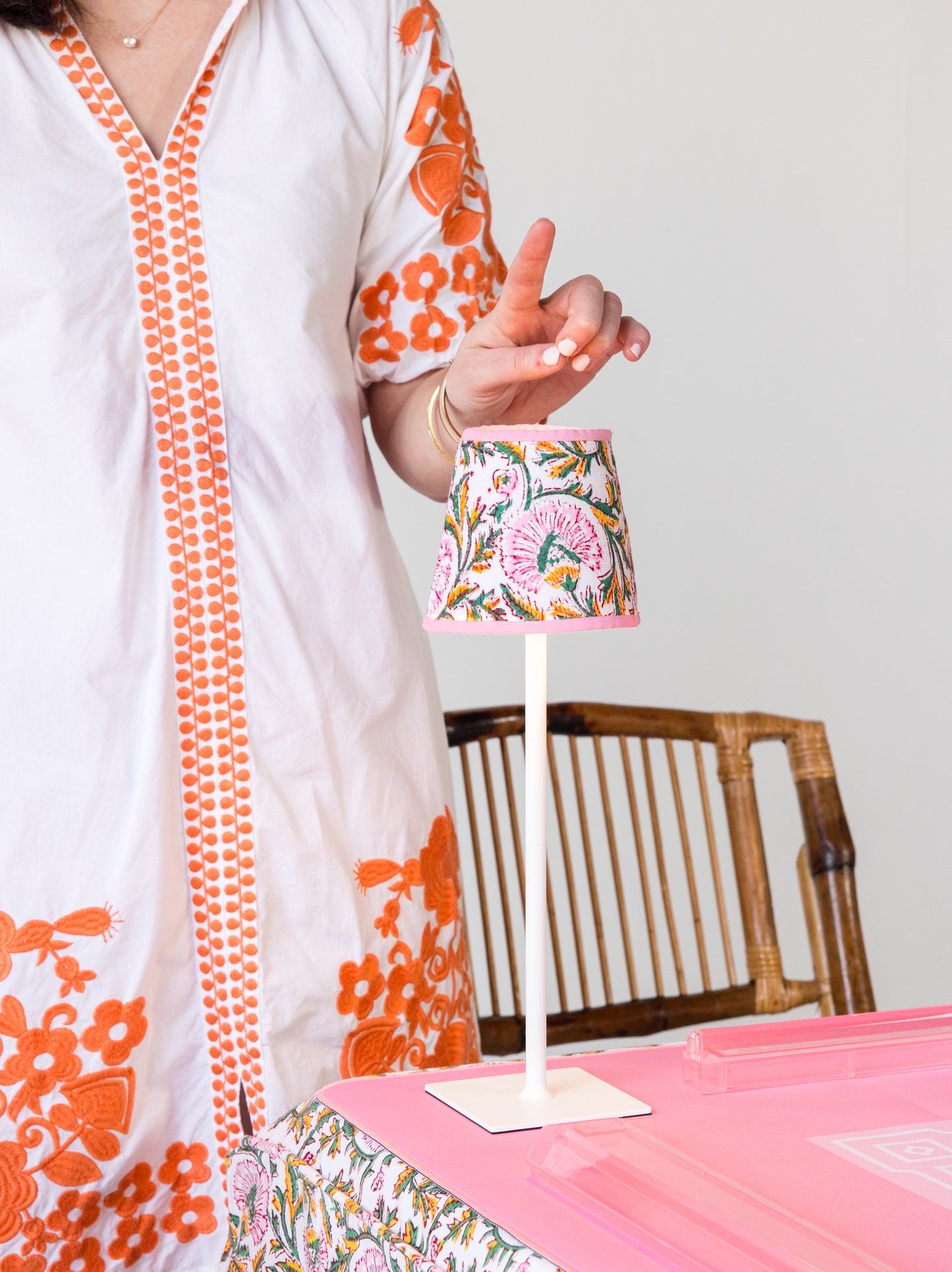 Rechargeable Table Lamp Shade: Petal Whorl