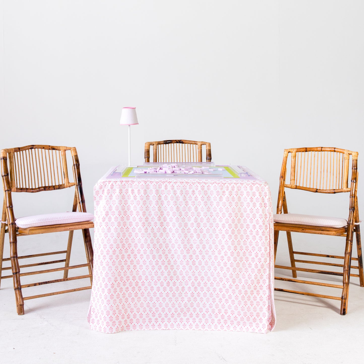 Full Length Fitted Card Tablecloth: Sprig in Pink