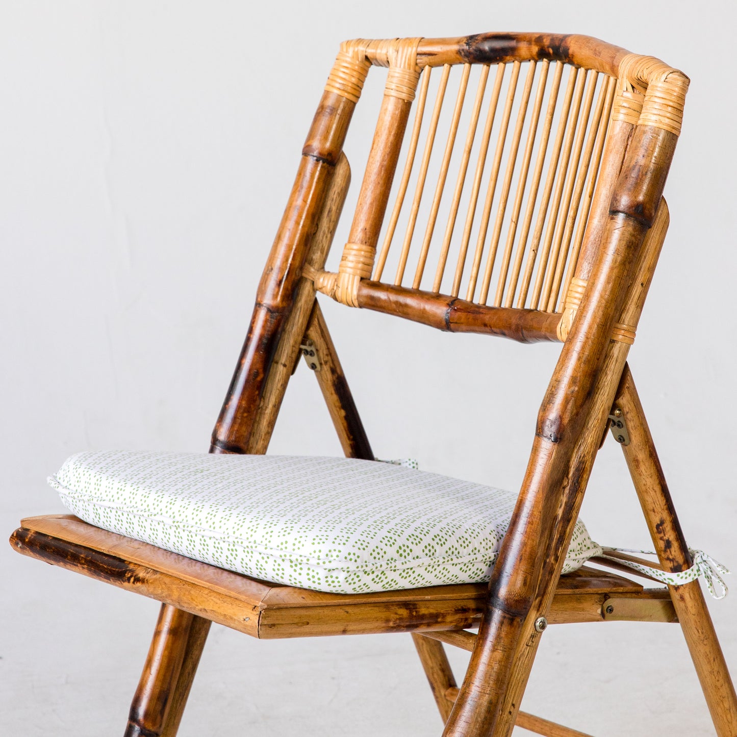 Tie Back Seat Cushion: Dottie in Green