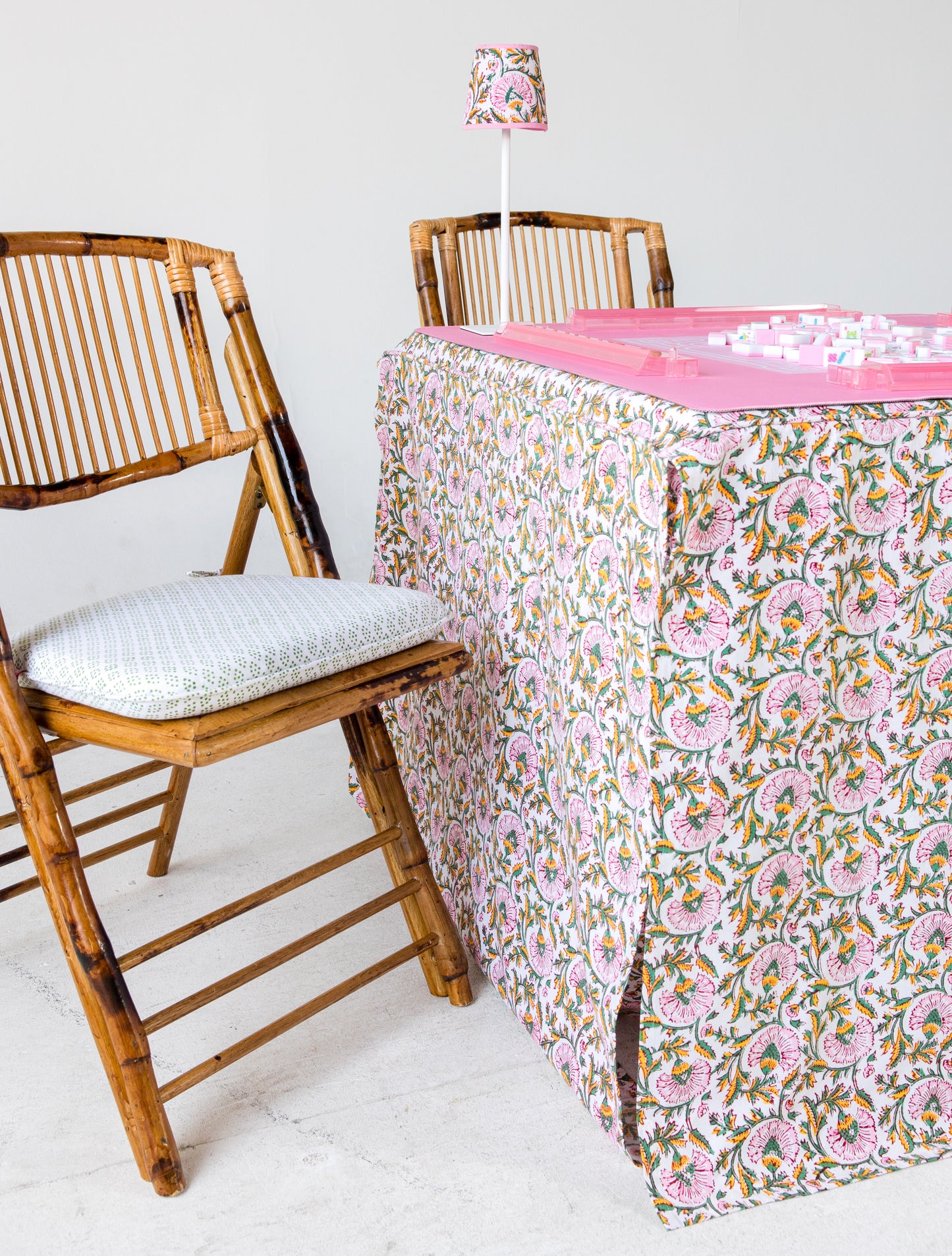 Full Length Fitted Card Tablecloth: Petal Whorl in Pink